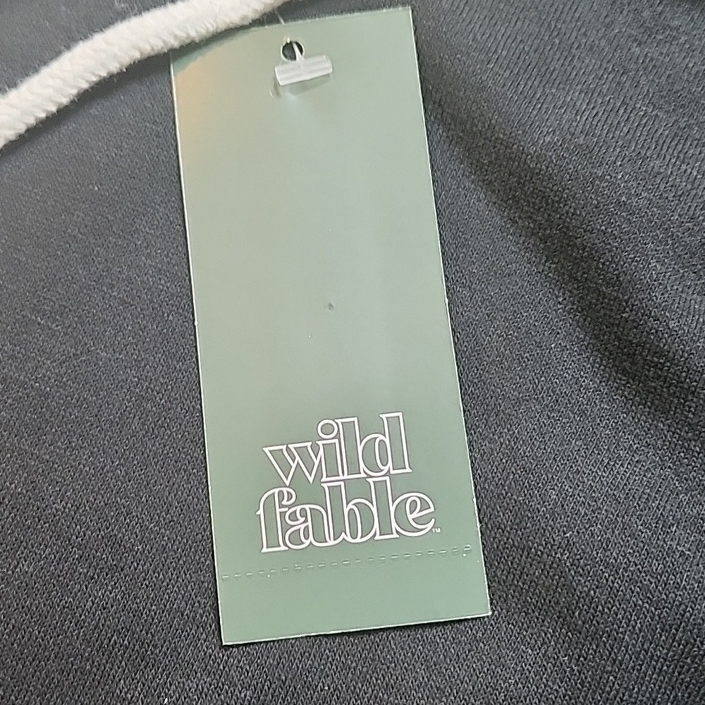 Wild‎ Fable Cropped Hoodie, Ebony/Black, Women's Size Small - Picture 2 of 5